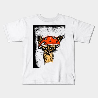 mushroom hat cat Kids T-Shirt